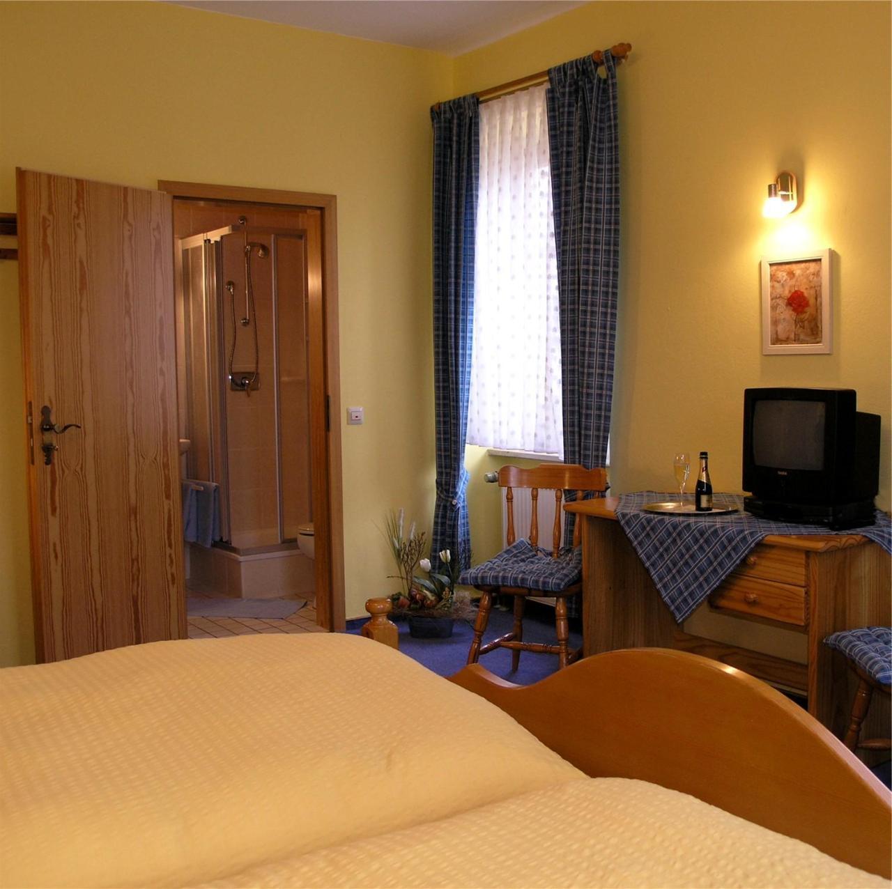 Landgasthof Reichsadler Inn Hochstadt bei Thiersheim